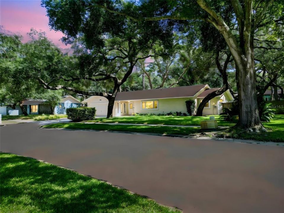 En Venta: $439,950 (4 camas, 2 baños, 1850 Pies cuadrados)