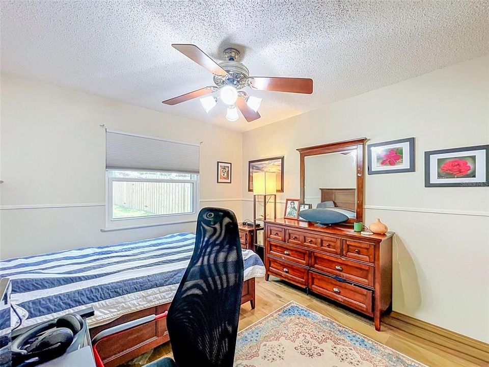 En Venta: $439,950 (4 camas, 2 baños, 1850 Pies cuadrados)