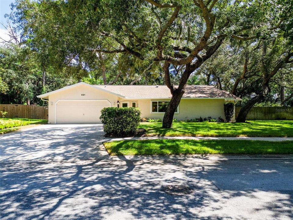 En Venta: $439,950 (4 camas, 2 baños, 1850 Pies cuadrados)