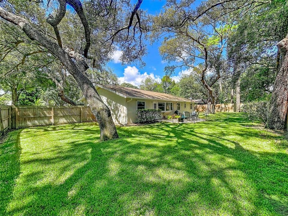 En Venta: $439,950 (4 camas, 2 baños, 1850 Pies cuadrados)