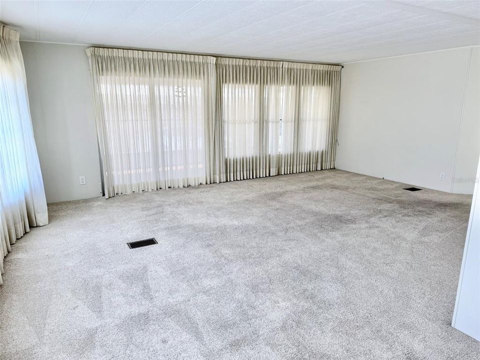 На продажу: $145,000 (2 спален, 2 ванн, 1152 Квадратных фут)