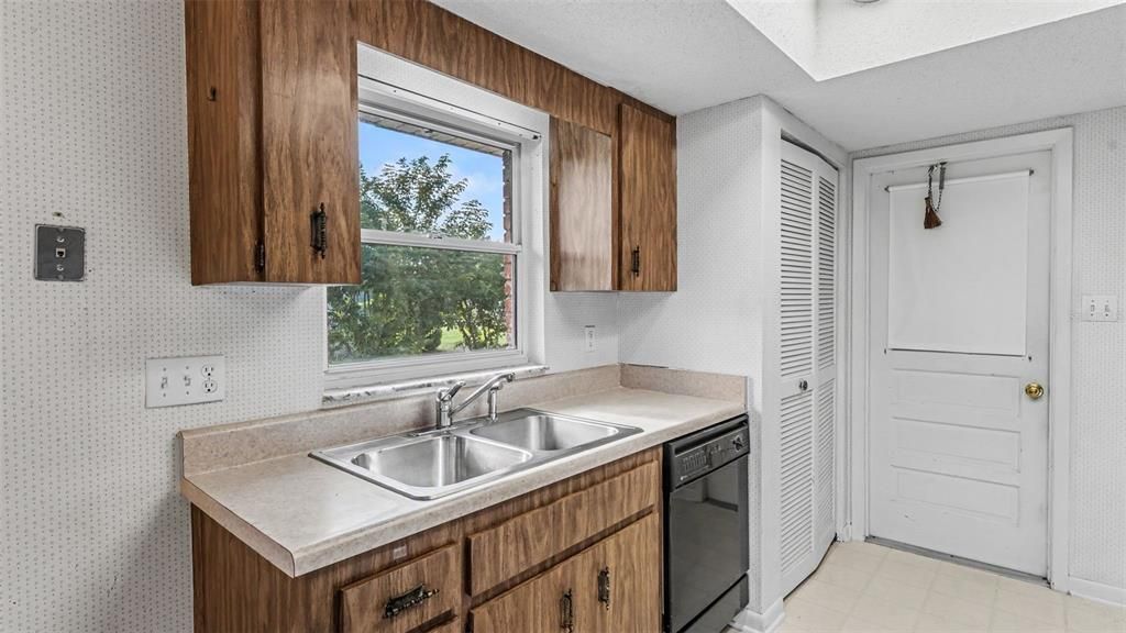 En Venta: $259,900 (3 camas, 2 baños, 1442 Pies cuadrados)