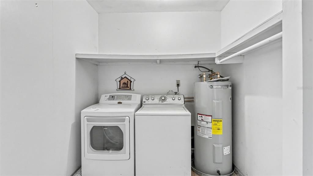 En Venta: $259,900 (3 camas, 2 baños, 1442 Pies cuadrados)