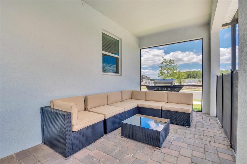 For Sale: $725,000 (6 beds, 6 baths, 3760 Square Feet)