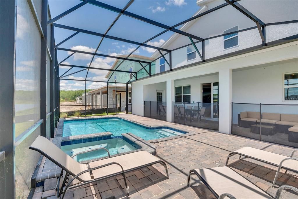 For Sale: $725,000 (6 beds, 6 baths, 3760 Square Feet)