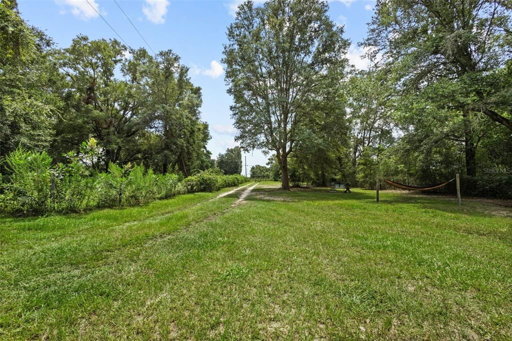 For Sale: $214,900 (3 beds, 2 baths, 1296 Square Feet)