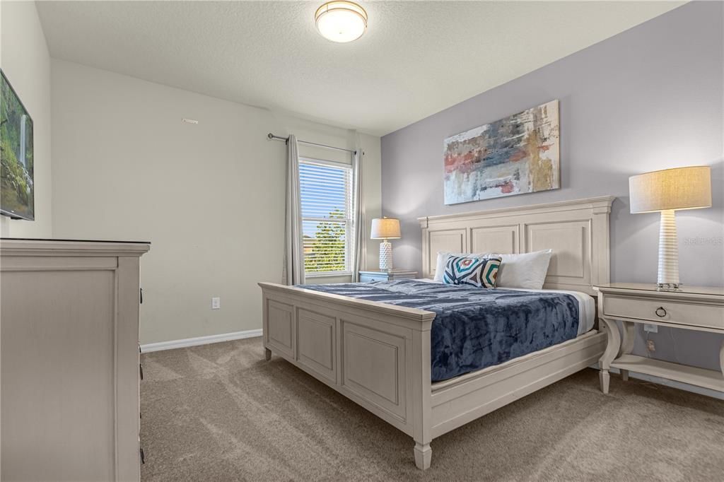 For Rent: $4,500 (8 beds, 6 baths, 3565 Square Feet)