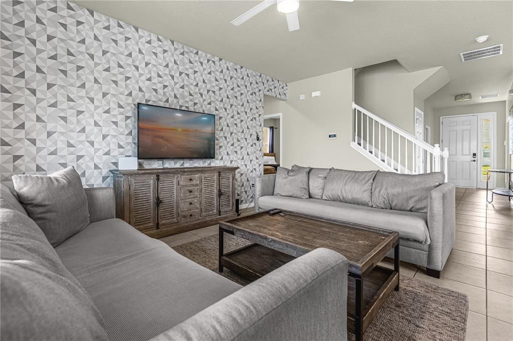 For Rent: $4,500 (8 beds, 6 baths, 3565 Square Feet)