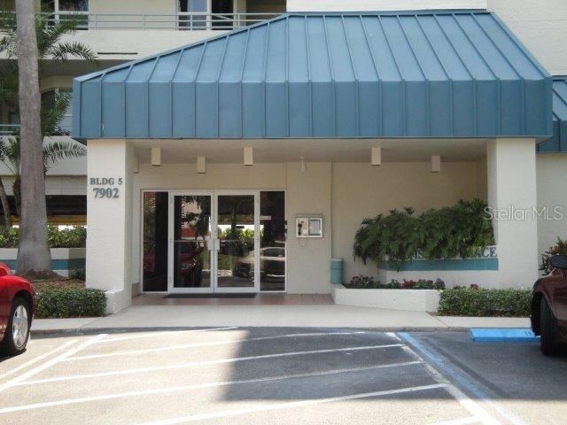 For Rent: $3,000 (2 beds, 2 baths, 1145 Square Feet)
