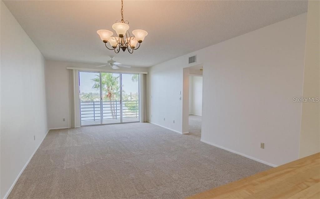 For Rent: $3,000 (2 beds, 2 baths, 1145 Square Feet)