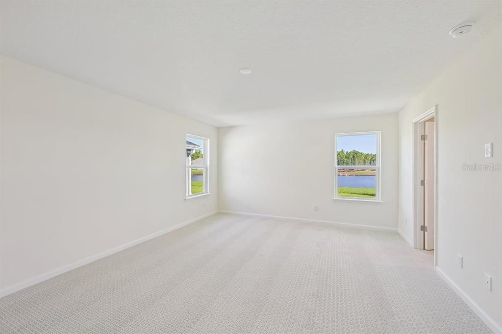 En Venta: $367,990 (4 camas, 2 baños, 2003 Pies cuadrados)