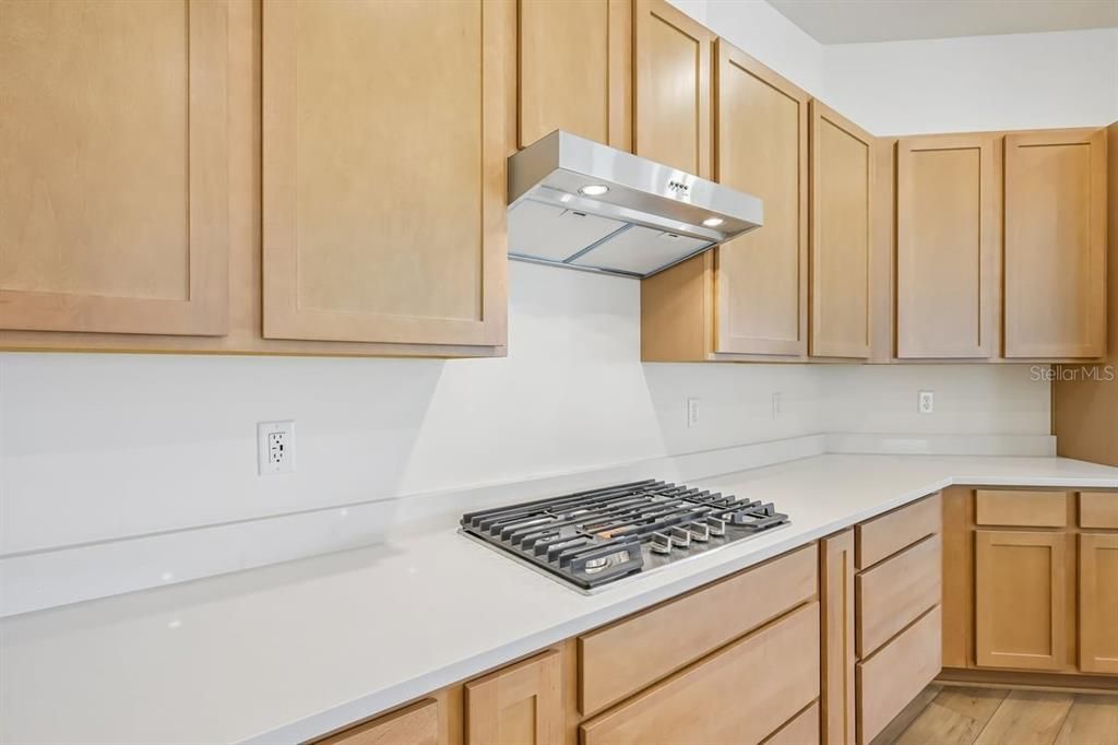 En Venta: $367,990 (4 camas, 2 baños, 2003 Pies cuadrados)