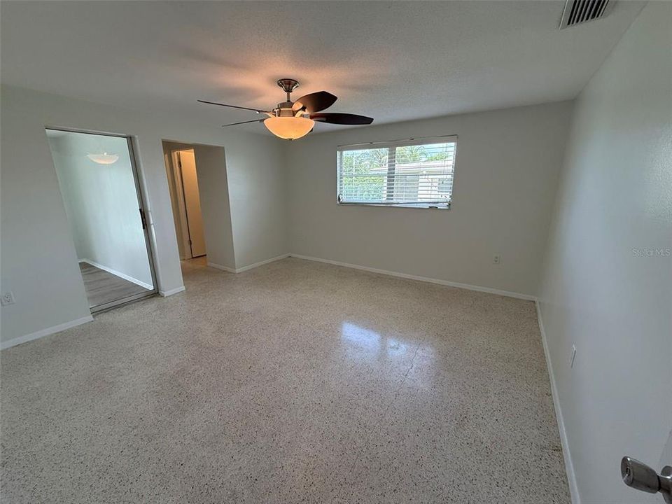 For Rent: $2,300 (3 beds, 2 baths, 1760 Square Feet)