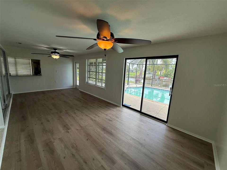 For Rent: $2,300 (3 beds, 2 baths, 1760 Square Feet)