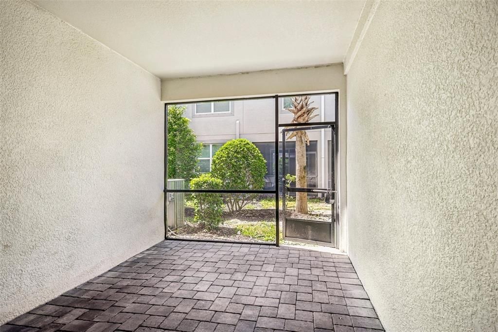En Venta: $485,000 (4 camas, 3 baños, 2574 Pies cuadrados)
