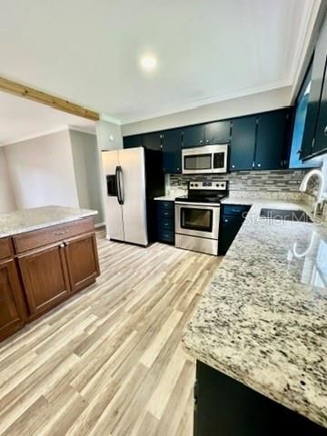 For Rent: $2,150 (3 beds, 2 baths, 1280 Square Feet)
