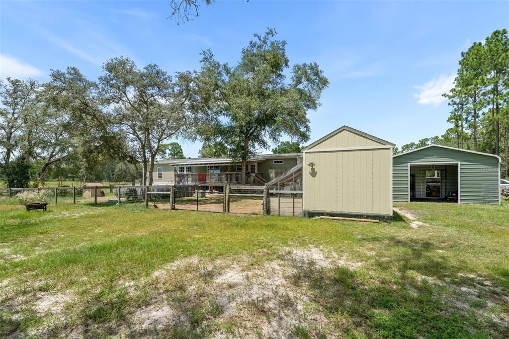 For Sale: $445,000 (5 beds, 3 baths, 2100 Square Feet)