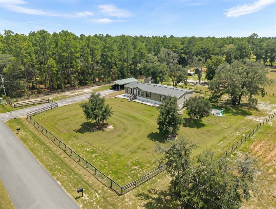 For Sale: $445,000 (5 beds, 3 baths, 2100 Square Feet)