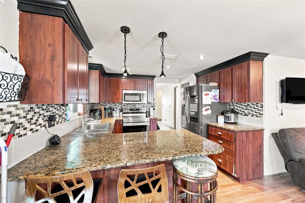 En Venta: $234,999 (3 camas, 2 baños, 1050 Pies cuadrados)