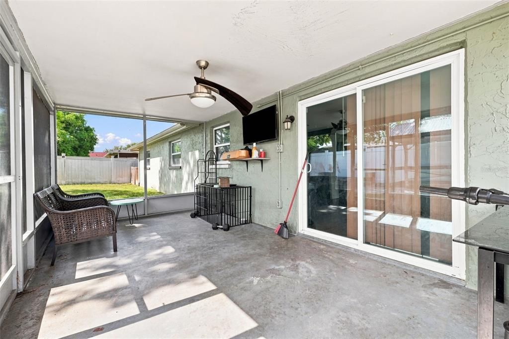 En Venta: $234,999 (3 camas, 2 baños, 1050 Pies cuadrados)