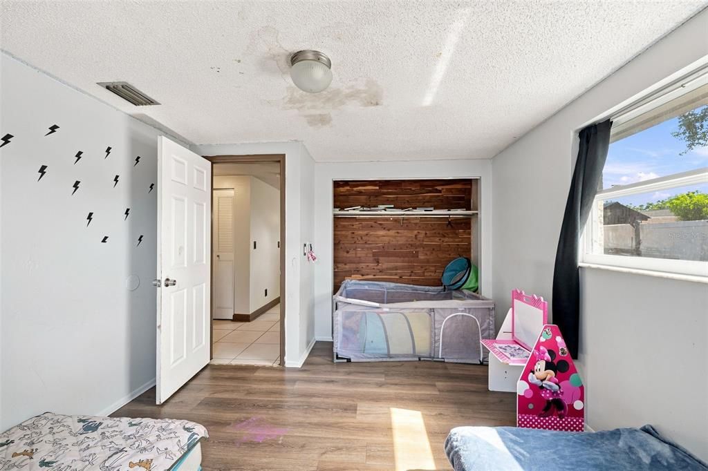 En Venta: $234,999 (3 camas, 2 baños, 1050 Pies cuadrados)