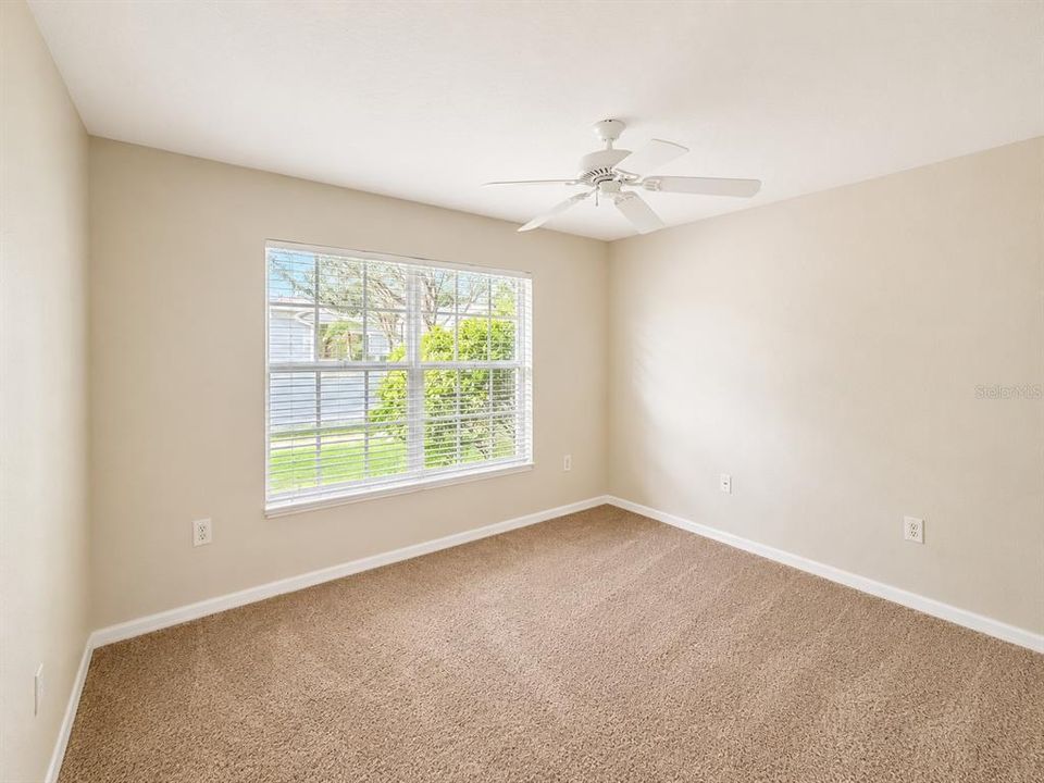 For Rent: $2,300 (3 beds, 2 baths, 1641 Square Feet)