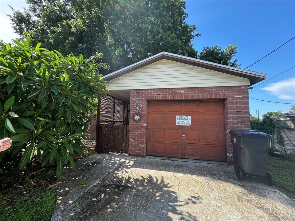 For Sale: $175,000 (3 beds, 1 baths, 1036 Square Feet)