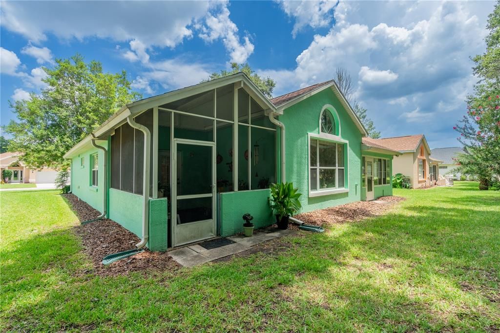 For Sale: $275,000 (3 beds, 2 baths, 1604 Square Feet)