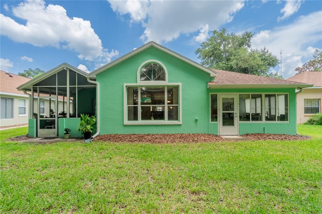 For Sale: $275,000 (3 beds, 2 baths, 1604 Square Feet)