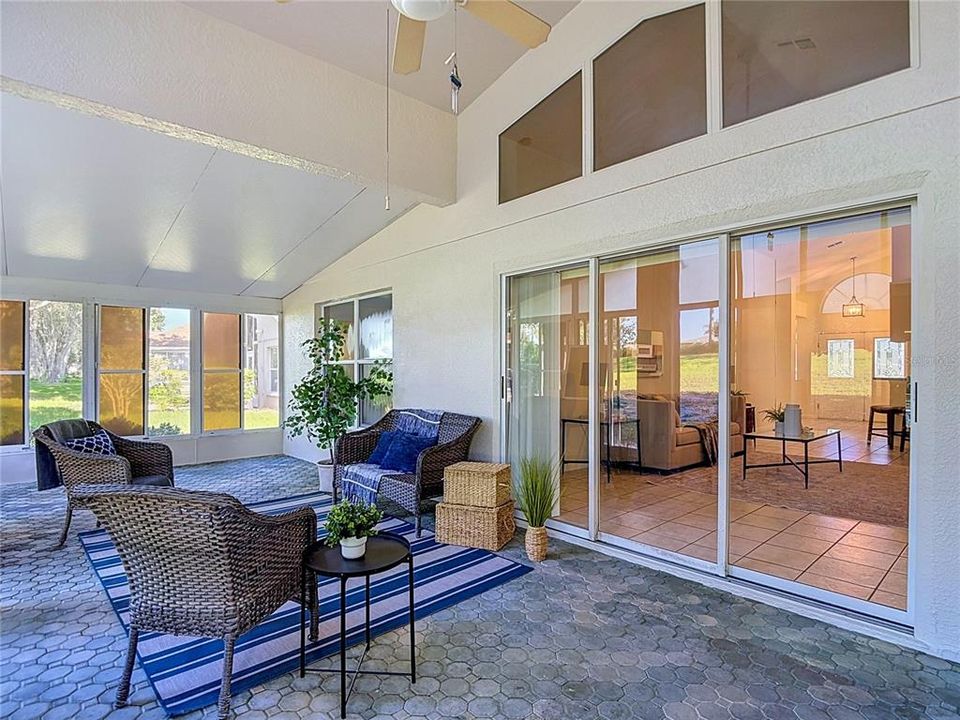 En Venta: $254,900 (3 camas, 2 baños, 1670 Pies cuadrados)