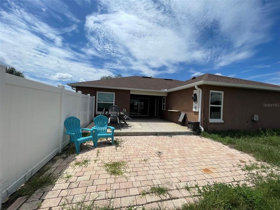 En Venta: $485,900 (4 camas, 2 baños, 1943 Pies cuadrados)