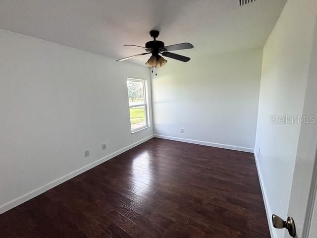 En Venta: $485,900 (4 camas, 2 baños, 1943 Pies cuadrados)