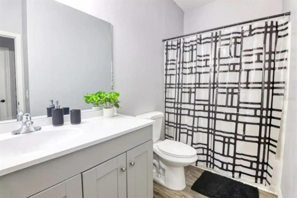 For Rent: $1,700 (2 beds, 2 baths, 1152 Square Feet)