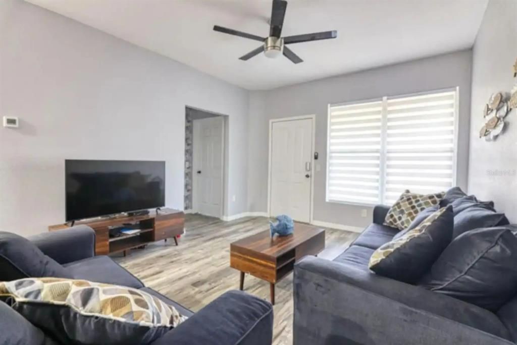 For Rent: $1,700 (2 beds, 2 baths, 1152 Square Feet)