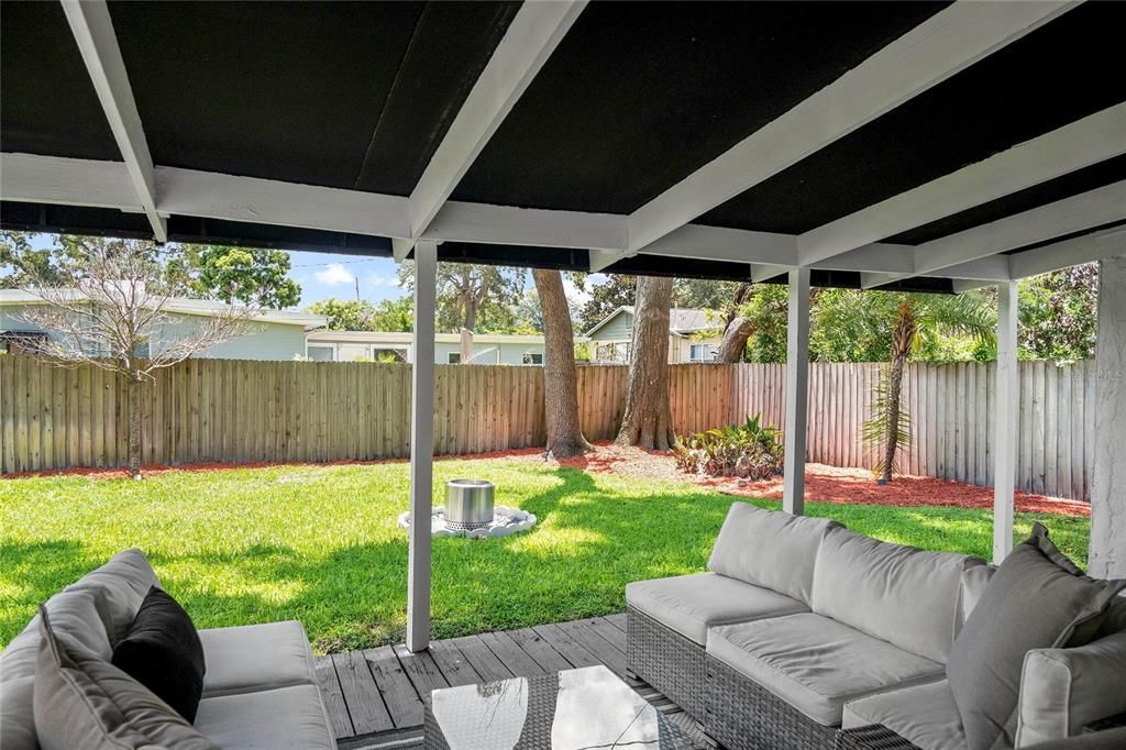 For Sale: $699,000 (4 beds, 2 baths, 1478 Square Feet)
