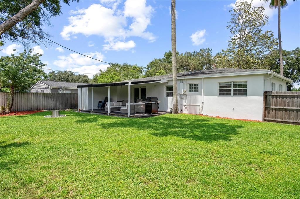 For Sale: $699,000 (4 beds, 2 baths, 1478 Square Feet)