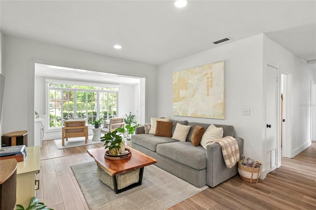 For Sale: $699,000 (4 beds, 2 baths, 1478 Square Feet)