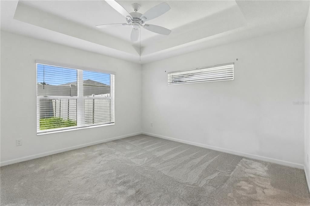 For Sale: $369,000 (3 beds, 2 baths, 1499 Square Feet)