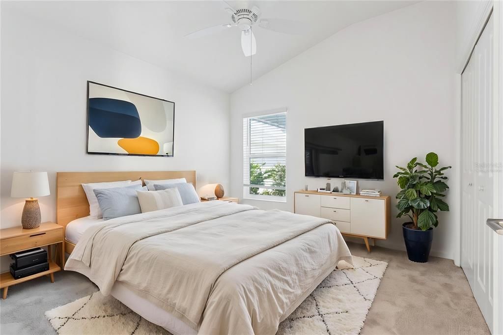 For Sale: $369,000 (3 beds, 2 baths, 1499 Square Feet)