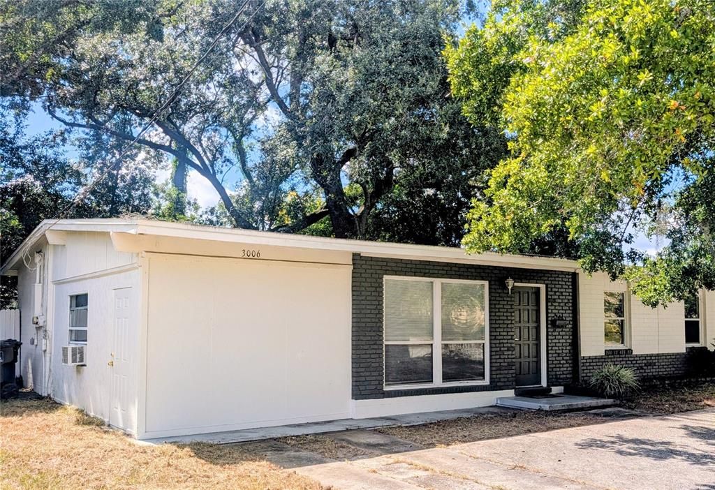 For Rent: $2,900 (3 beds, 2 baths, 1344 Square Feet)