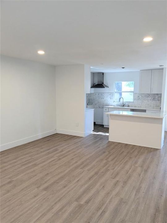For Rent: $2,900 (3 beds, 2 baths, 1344 Square Feet)
