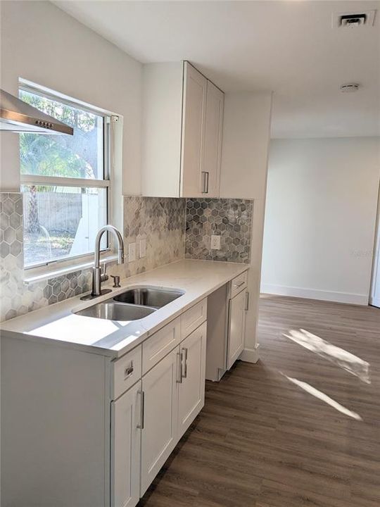 For Rent: $2,900 (3 beds, 2 baths, 1344 Square Feet)