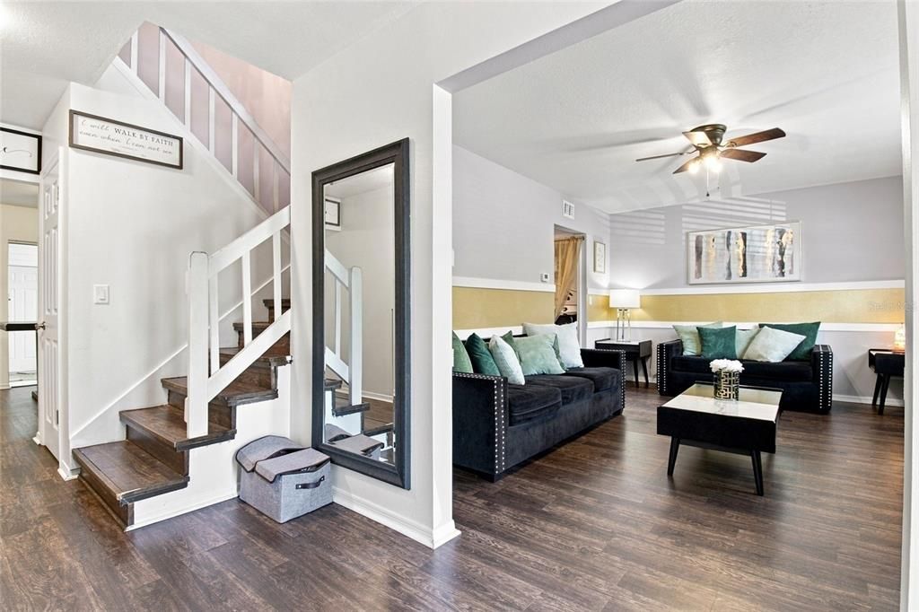 For Sale: $295,000 (2 beds, 1 baths, 1522 Square Feet)