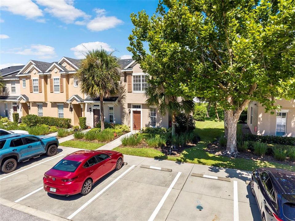 For Sale: $259,999 (2 beds, 2 baths, 1252 Square Feet)