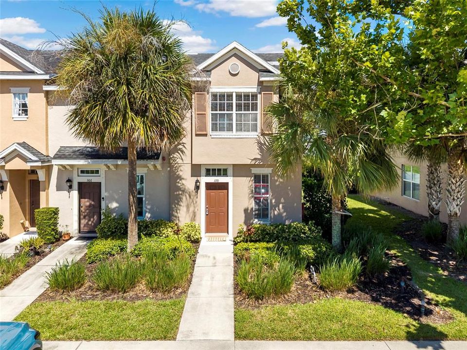 For Sale: $259,999 (2 beds, 2 baths, 1252 Square Feet)