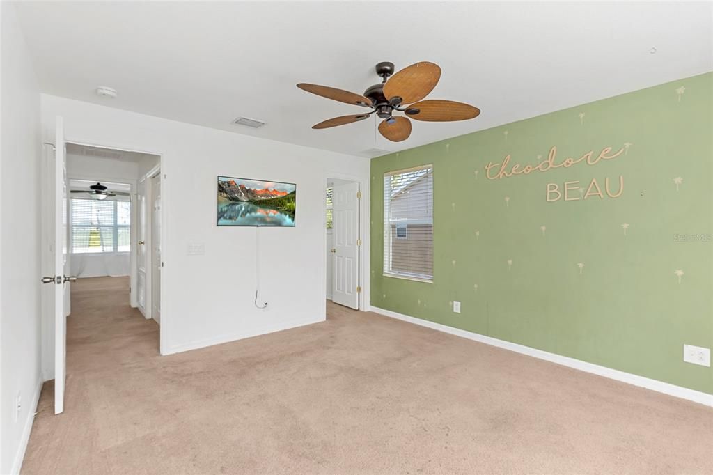 For Sale: $259,999 (2 beds, 2 baths, 1252 Square Feet)
