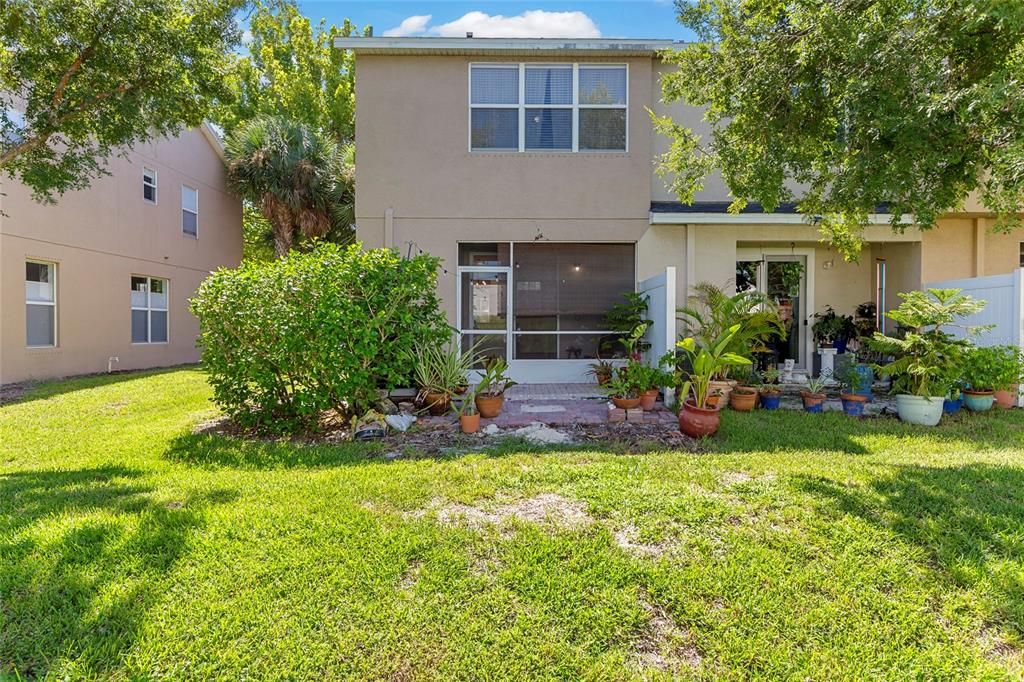 For Sale: $259,999 (2 beds, 2 baths, 1252 Square Feet)