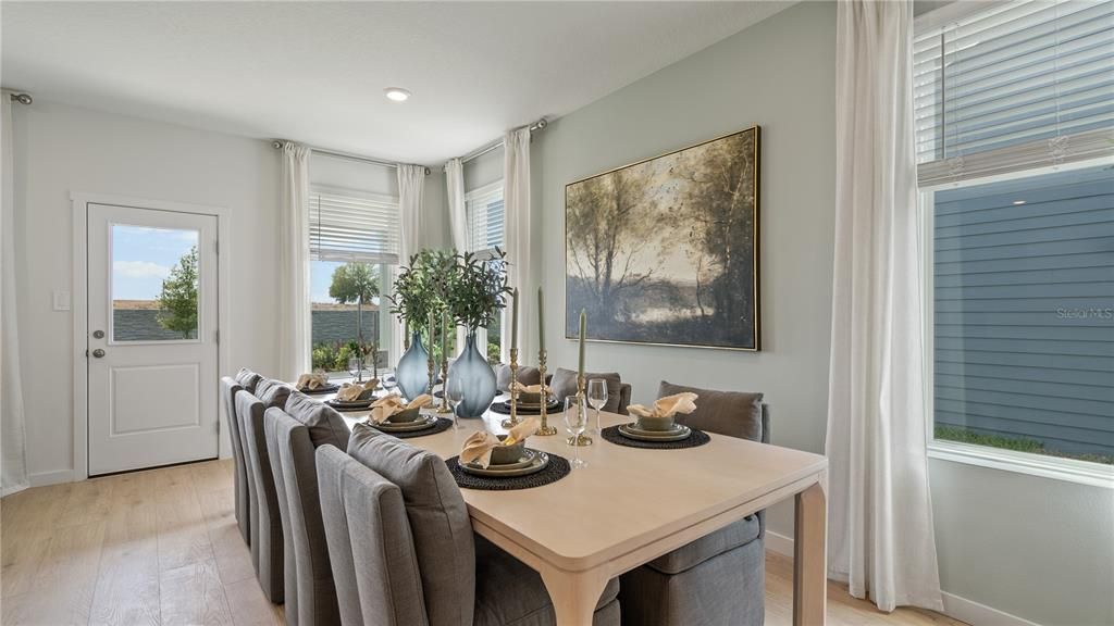 En Venta: $476,490 (5 camas, 4 baños, 3011 Pies cuadrados)