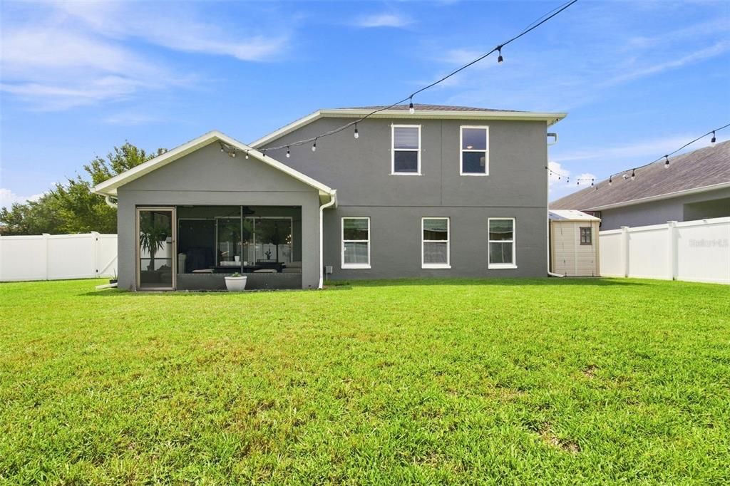 For Sale: $499,990 (4 beds, 2 baths, 2813 Square Feet)