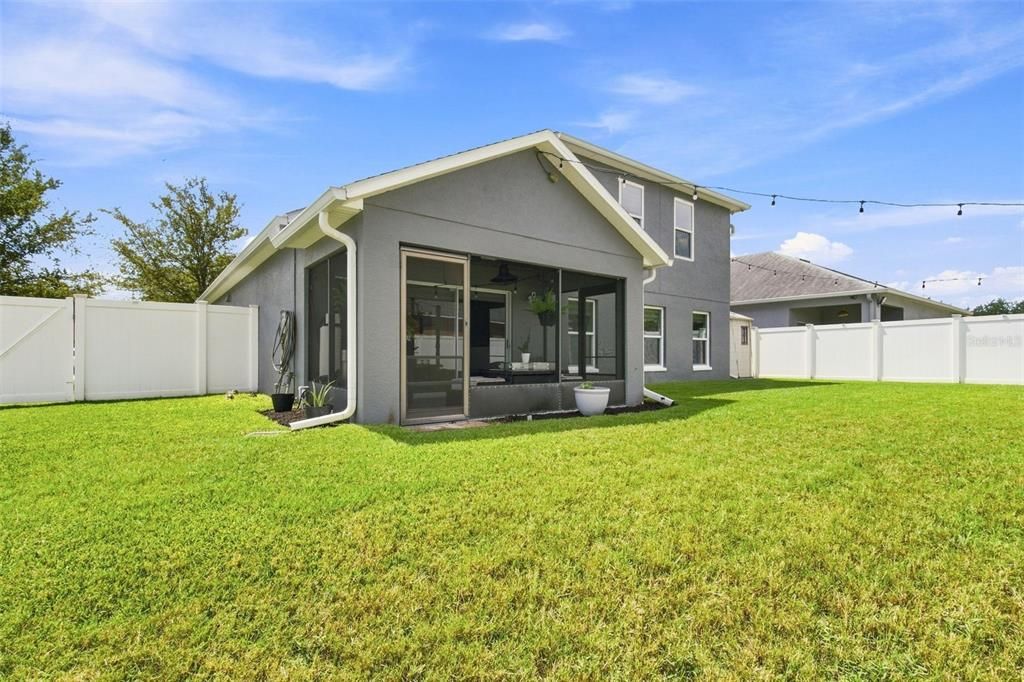 For Sale: $499,990 (4 beds, 2 baths, 2813 Square Feet)